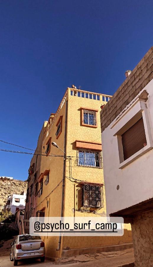 Psycho Surf Camp Bed & Breakfast Taghazout Dış mekan fotoğraf